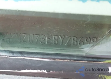 2000 Ford Explorer Xlt from USA, damaged, VIN 1FMZU73E8YZB69973